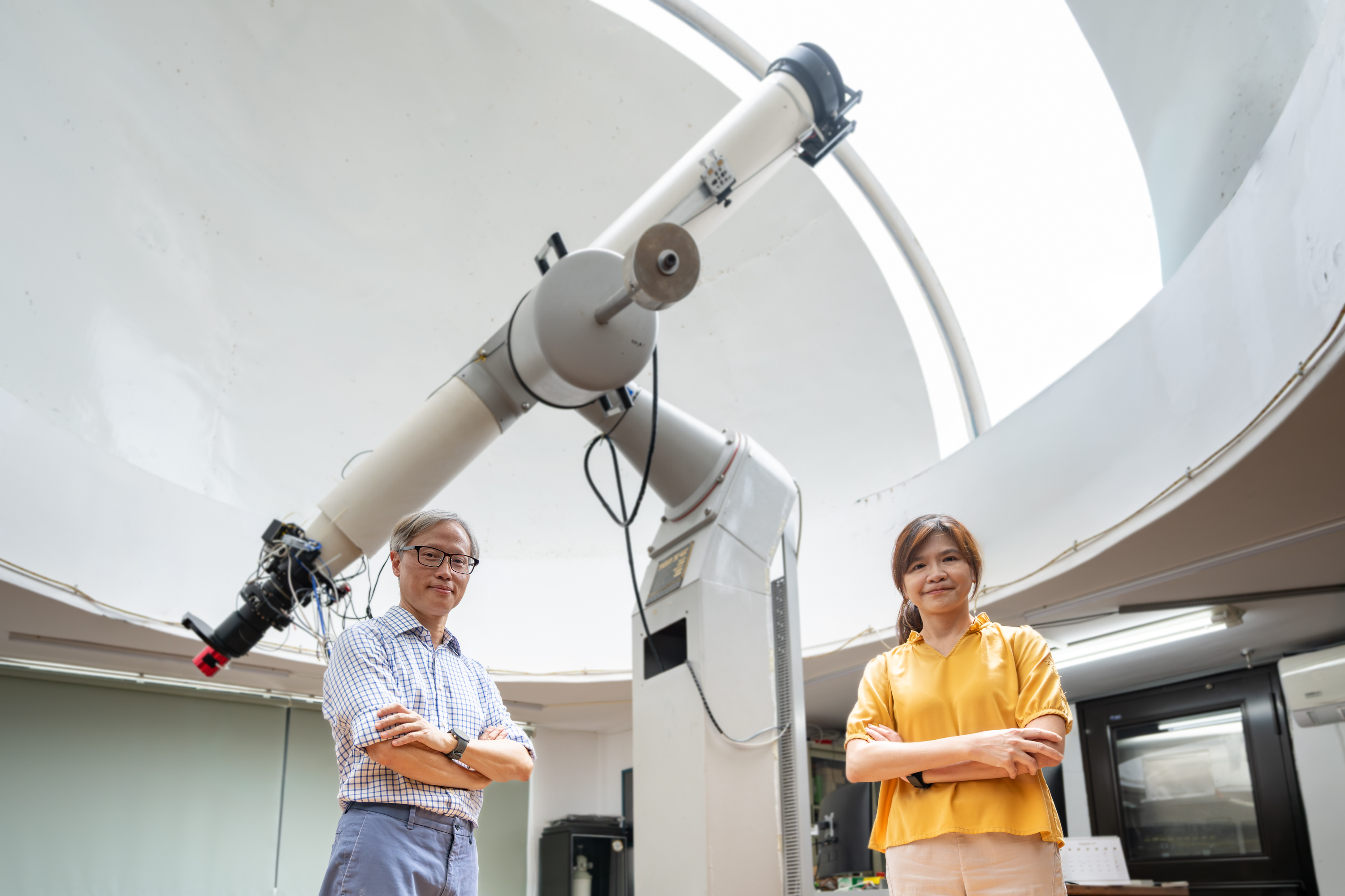 NTHU president W. John Kao (高為元)(right) and Chao-Shiuan Liu (劉兆玄).